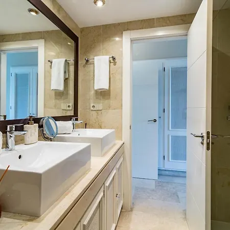 Ap103- Aloha Pueblo By Roomservices